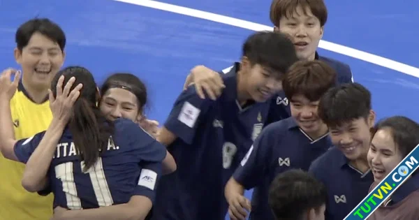 Thái Lan ngược dòng nghẹt thở đánh bại đội Trung Quốc Giành vé World Cup futsal nữ-1.webp