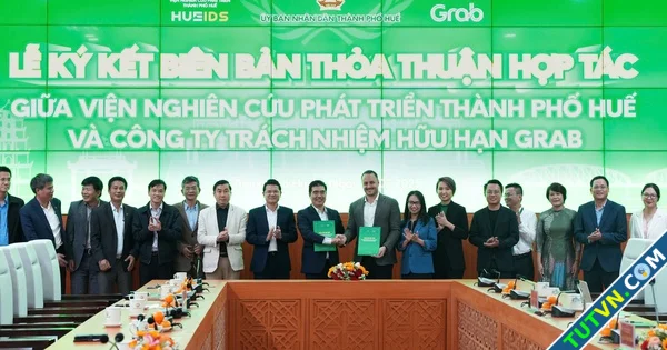 Thành phố Huế và Grab bắt tay thúc đẩy chuyển đổi số-1.webp