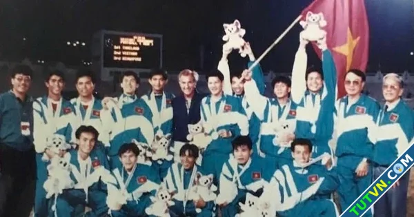Trần Minh Chiến Bàn thắng vàng lịch sử-1.webp