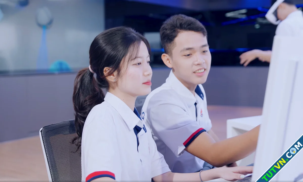 Trường Đại học Hùng Vương TP HCM số hóa mô hình giảng dạy-1.webp
