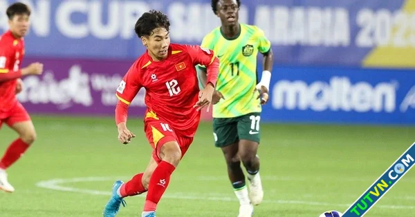 U16 Việt Nam sang Trung Quốc tập huấn HLV Roland ngồi ghế nóng hay ai khác-1.webp
