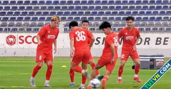 U23 Việt Nam bước vào cuộc thử lửa 2 nhân tố trẻ được vinh danh đặc biệt-1.webp