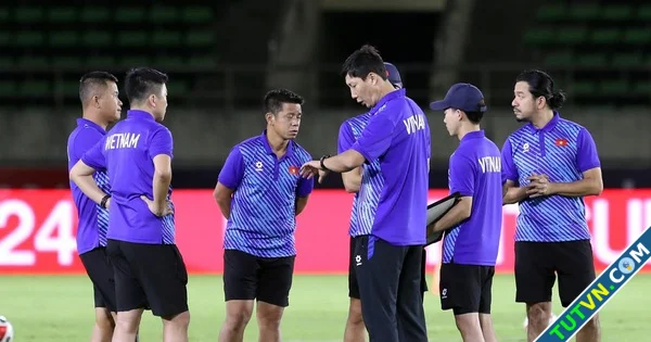 Úc bất ngờ muốn đấu AFF Cup Bóng đá khu vực biến động lớn Việt Nam áp lực-1.webp