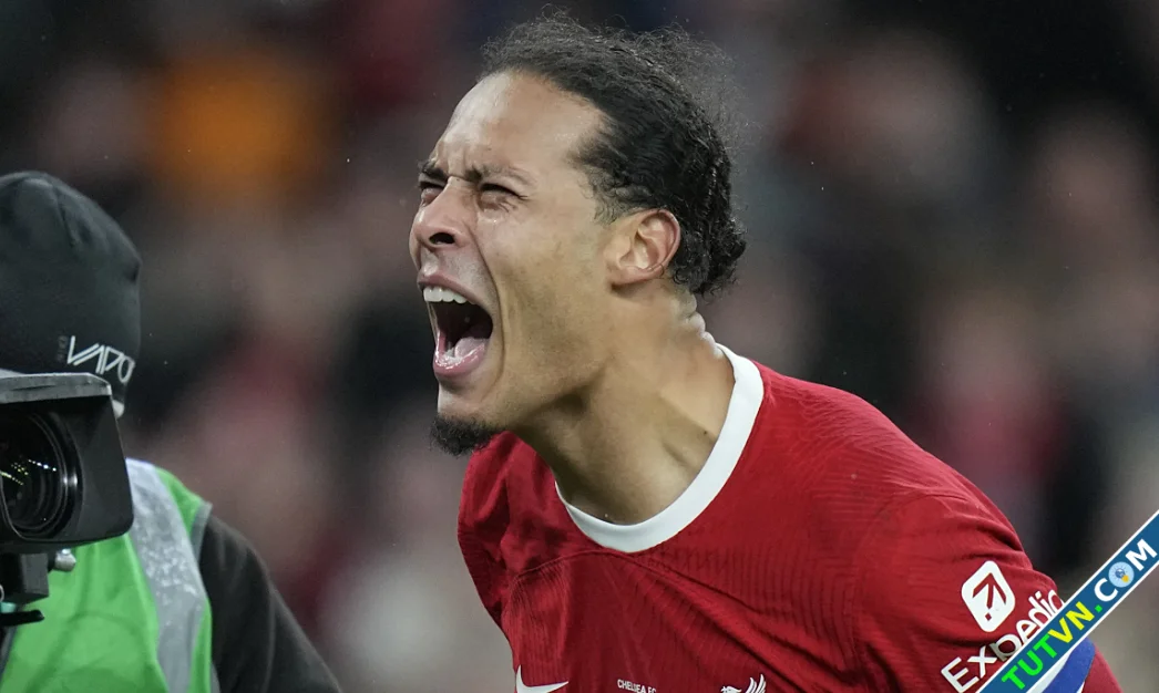 Van Dijk tham vọng thành đội trưởng vĩ đại bậc nhất Liverpool-1.webp