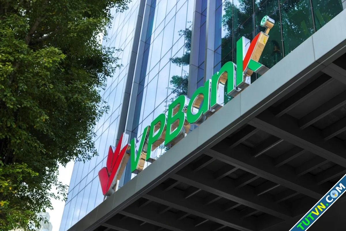 VPBank thăng hạng trong top 500 doanh nghiệp lớn nhất Đông Nam Á-1.webp