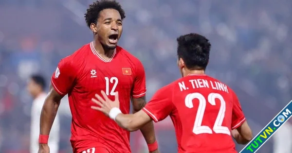 Xuân Son tăng tốc bỏ xa Supachok ở cuộc bầu chọn tiền đạo hay nhất AFF Cup-1.webp