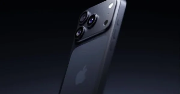 Xuất hiện hình ảnh iPhone 17 Pro sau bài kiểm tra độ bền-1.webp
