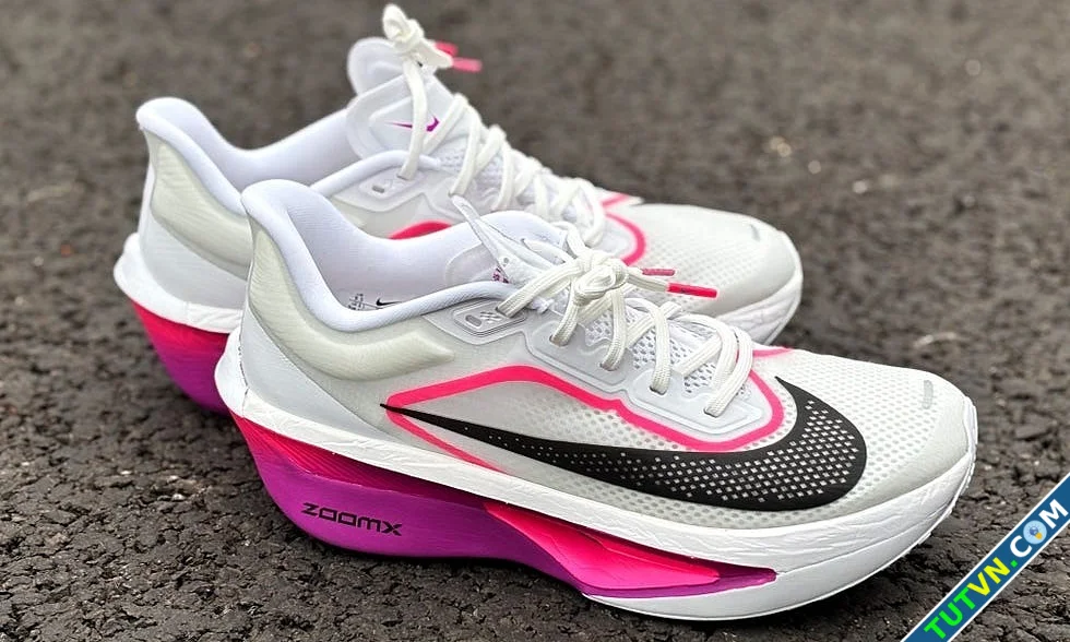 Zoom Fly 6  đột phá của Nike với dòng siêu giày chạy tập-1.webp